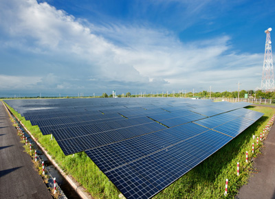 太陽(yang)能光伏行(háng)業